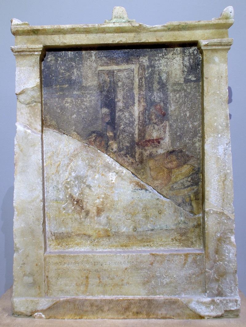 L1 hediste jpeg img Square shaped stele with a painted scene